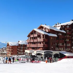 **** Апарт-отель Village Montana Франция