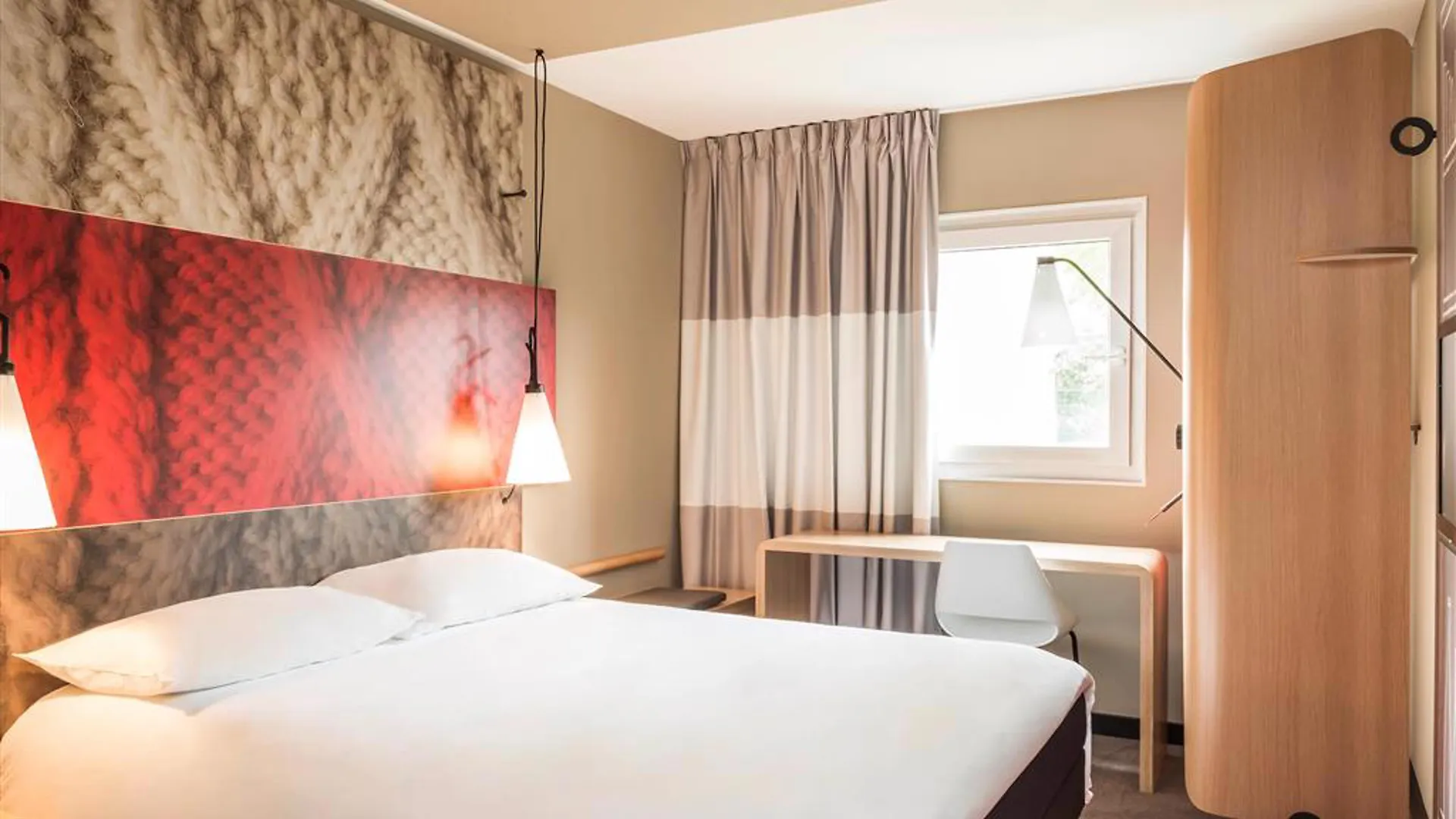 Ibis Paris Gare Du Nord Chateau Landon 10Eme Hotel